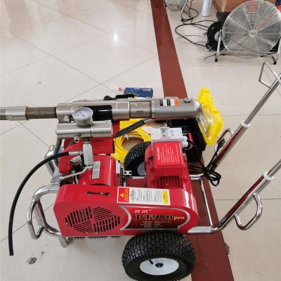 【持恒實(shí)業(yè)】-重慶噴涂速凝橡膠瀝青噴涂機(jī)