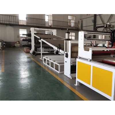 鶴壁施工PE板材生產(chǎn)設備-華利德塑機口口相傳