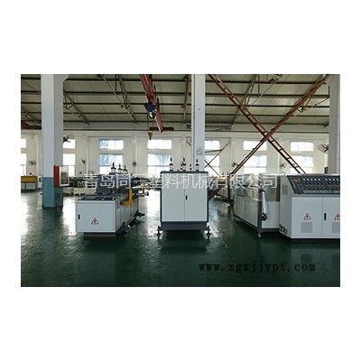 中空板設(shè)備生產(chǎn)廠家-青島中空板設(shè)備-同三塑機(jī)(在線咨詢)