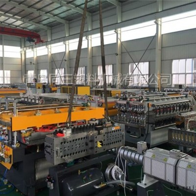 pp萬通板設(shè)備價格-萬通板設(shè)備-青島同三