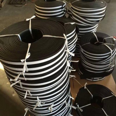 橡膠發(fā)泡條、三元乙丙橡膠發(fā)泡條、35mm*5mm帶雙面膠