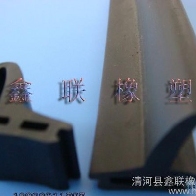 建筑門窗密封條、采用進口三元乙丙橡膠耐老化和門窗同樣壽命