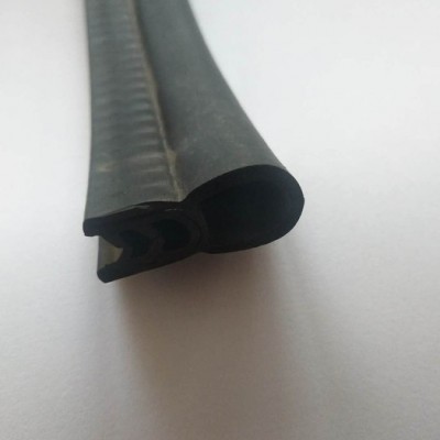 廠家供應(yīng)車(chē)用成型條隔音條防寒防撞密封條