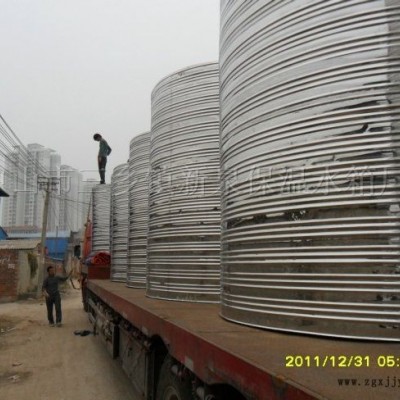 【乾升水箱**】水產(chǎn)養(yǎng)殖工業(yè)用塑料周轉(zhuǎn)水箱 耐摔方形大型塑料箱子