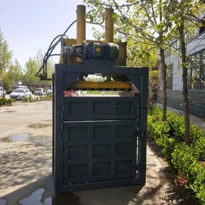 紙垃圾壓縮壓塊機(jī)型號(hào)價(jià)格 20噸易拉罐塑料瓶打包機(jī)