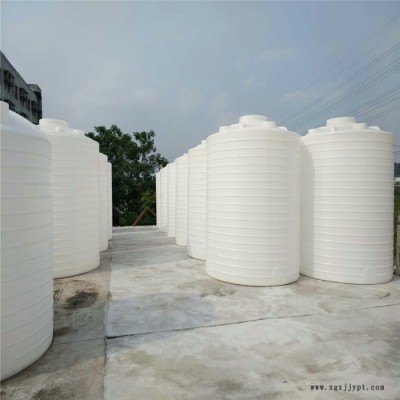昆明15噸純水罐塑料罐  白色儲水大桶，蓄水塑料罐廠家現(xiàn)貨
