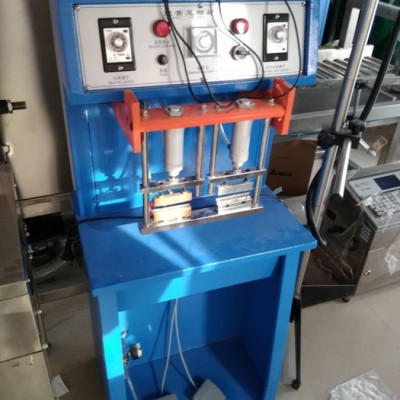 定制牙膏塑料軟管封口機(jī)加工廠家 現(xiàn)貨小型手動(dòng)牙膏管化妝品塑料管封口封尾機(jī)