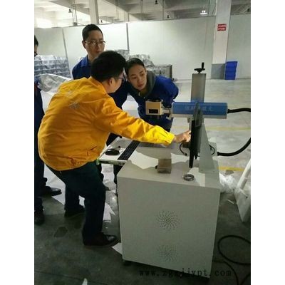 成都金屬零件激光刻字機、塑料通用光纖激光打標機、激光打碼機