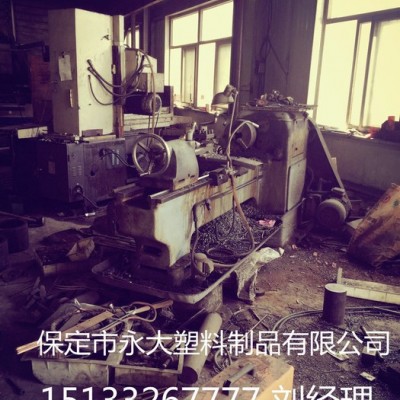 永大塑料具有模具設(shè)計(jì)與制造能力 直銷各種型號(hào)電纜槽塑料模具 U型 E型 標(biāo)準(zhǔn)生產(chǎn)