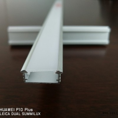 T8高透PC燈罩，93%透光率，乳白燈罩，透明條紋燈罩