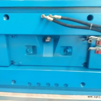 臺(tái)鼎模具、臺(tái)鼎 日用品模具      臺(tái)鼎精密模具   臺(tái)鼎 塑料模具