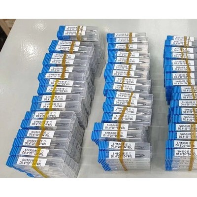 口罩滾軸專用高硬鎢鋼銑刀、**機(jī)專用整體合金鉆頭、罩熔噴布模具專用鎢鋼鉆頭、非標(biāo)斜度銑刀、熔噴孔加工高光鉆頭