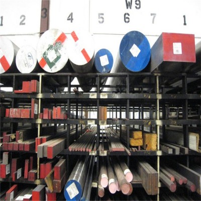 Cr5Mo1V冷作模具鋼，耐磨性介于錳型和高碳高鉻型冷作工具