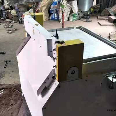 控聯(lián)混煉橡膠片數(shù)控切條機 塑料板剪絲機 廢舊皮帶切段機 原膠切絲機 切調(diào)劑