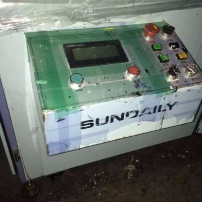 盛德立60100卷對卷絲印機(jī) 機(jī)器正常運(yùn)行 全自動絲網(wǎng)不干膠印刷設(shè)備低價(jià)處理轉(zhuǎn)讓