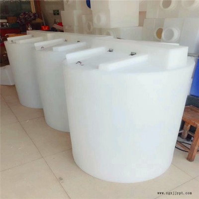 甬誠500L室外溶藥桶 配攪拌機促進(jìn)劑藥劑桶 熱銷壁厚通過標(biāo)準(zhǔn)的加藥桶