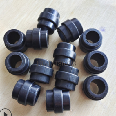 手柄橡膠保護(hù)套圓柱手把套耐酸乙丙膠墊汽車橡膠配件丁基橡膠制品