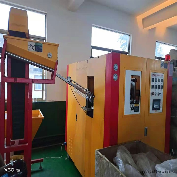 全自動(dòng)中空成型吹塑機(jī) 再航 二手吹瓶機(jī)價(jià)格 歡迎咨詢