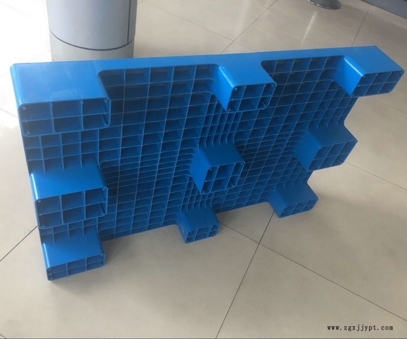 倉庫專用單面網(wǎng)狀塑膠棧板 1200*800*150平板九腳塑料吹塑卡板示例圖4