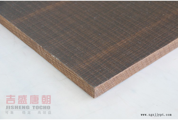 廠家直銷(xiāo)吉盛唐朝天然木皮 源頭批發(fā)天然碳化鋸齒白橡裝飾板示例圖5