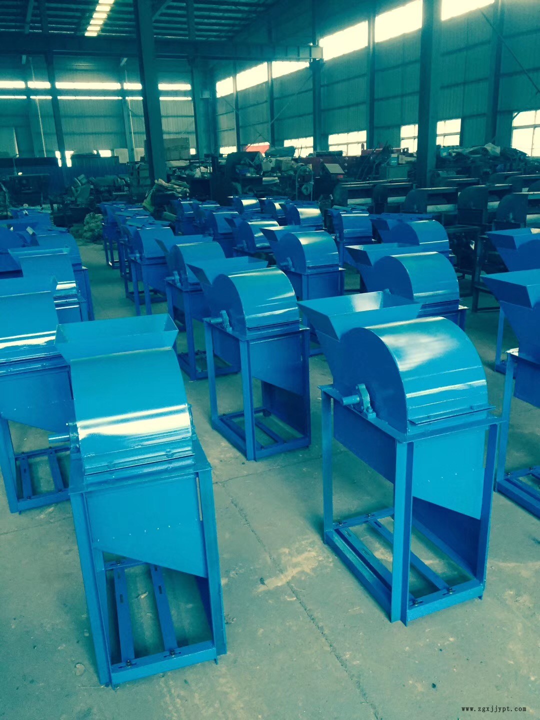 全自動粉泥機,大中型粉土機,花泥粉碎機,營養(yǎng)土粉碎機