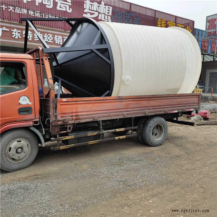 定做30噸防腐錐底容器 定制畜牧養(yǎng)殖場蓄水尖底水塔 批發(fā)錐形PE塑料儲罐