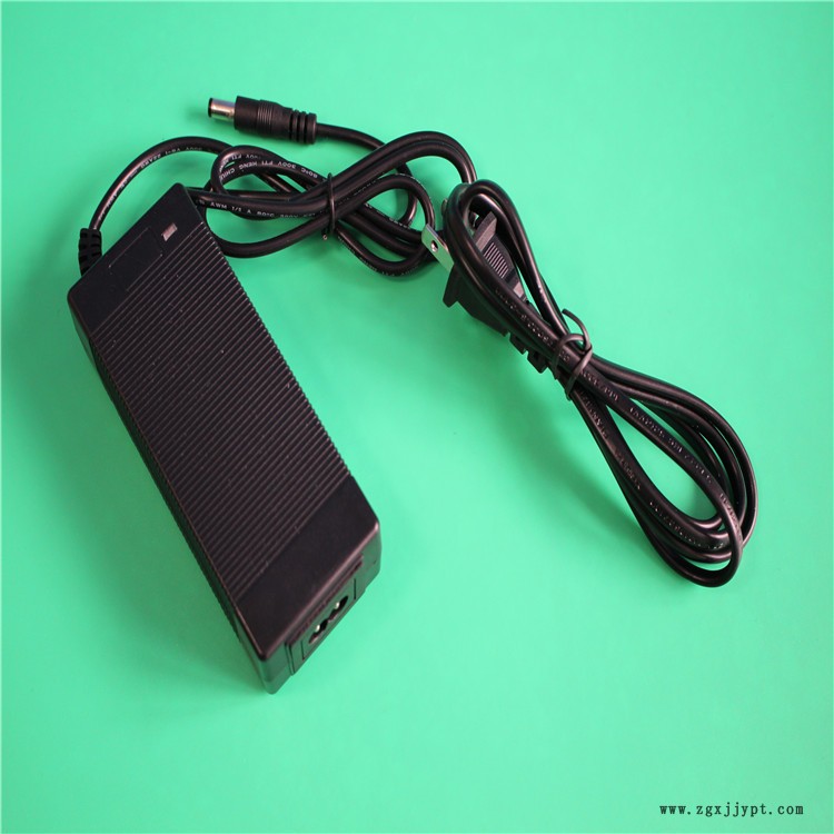 吉安陶瓷，PET電動打包機(jī)圖片