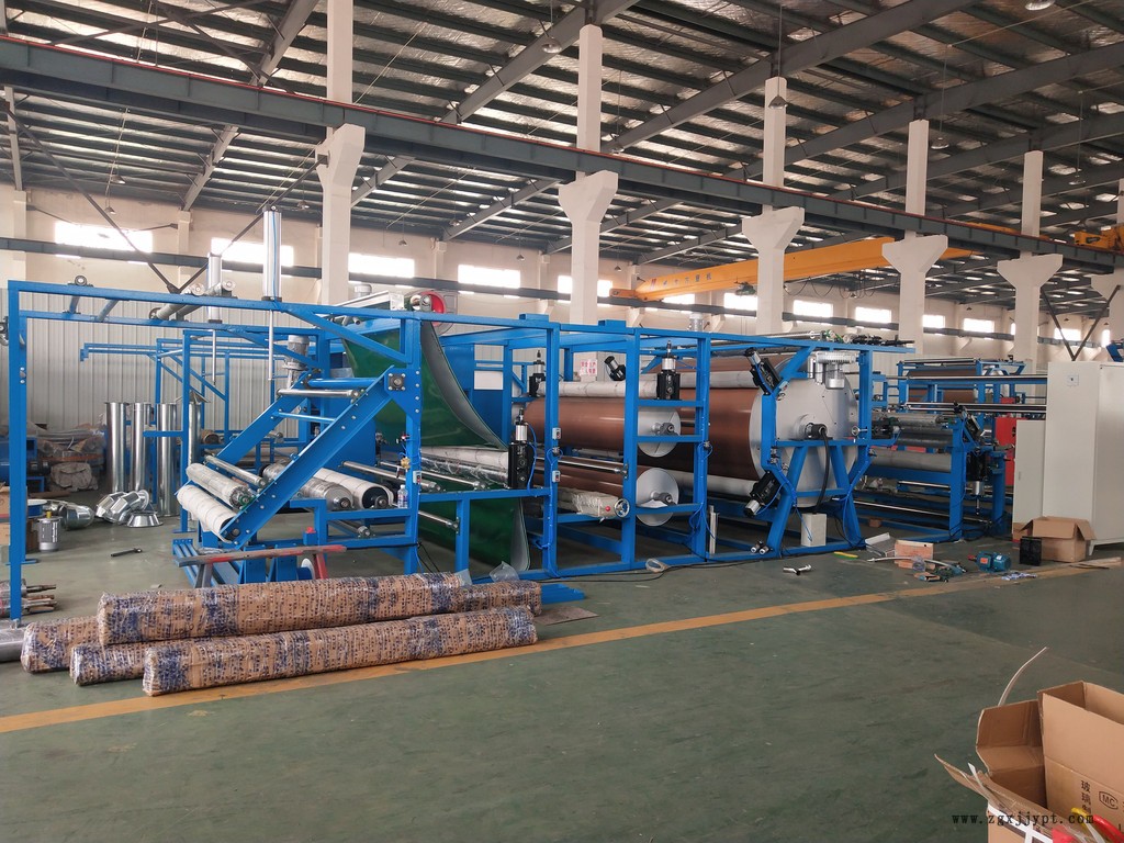 江蘇油膠涂布機(jī)廠家 TPU薄膜復(fù)合機(jī) 沙發(fā)墊面料復(fù)合機(jī) 泡棉多功能復(fù)合機(jī)
