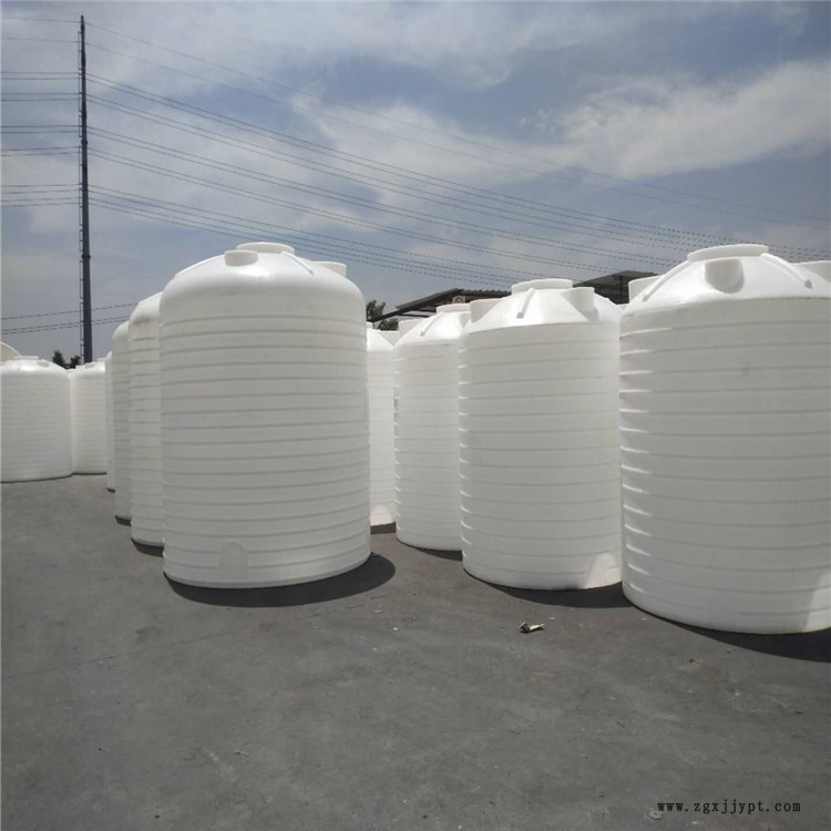 簡(jiǎn)陽(yáng)立式塑料罐 超大PE水桶訊息