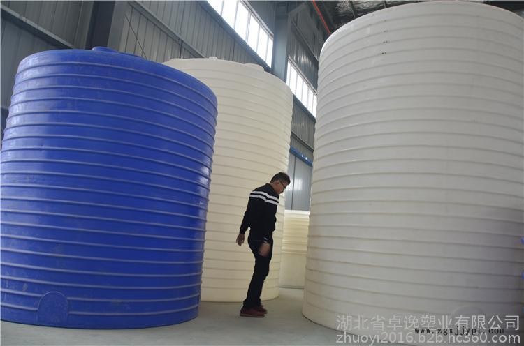 武漢地區(qū)30立方塑料水塔PE貯罐塑料罐湖北卓逸
