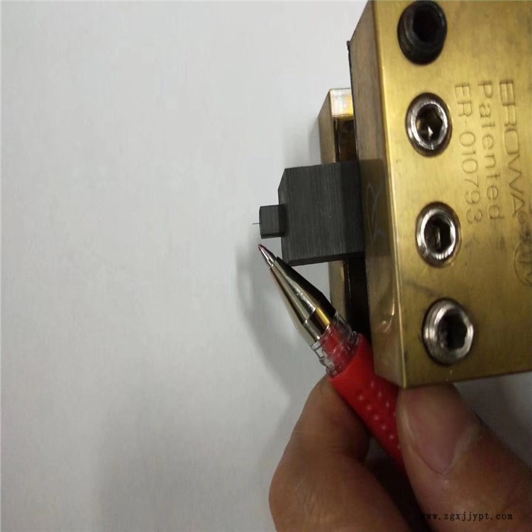 EDM-160步高石墨EDM-160熔噴石墨電極模具 EDM-160步高石墨EDM-160熔噴石墨電極模具