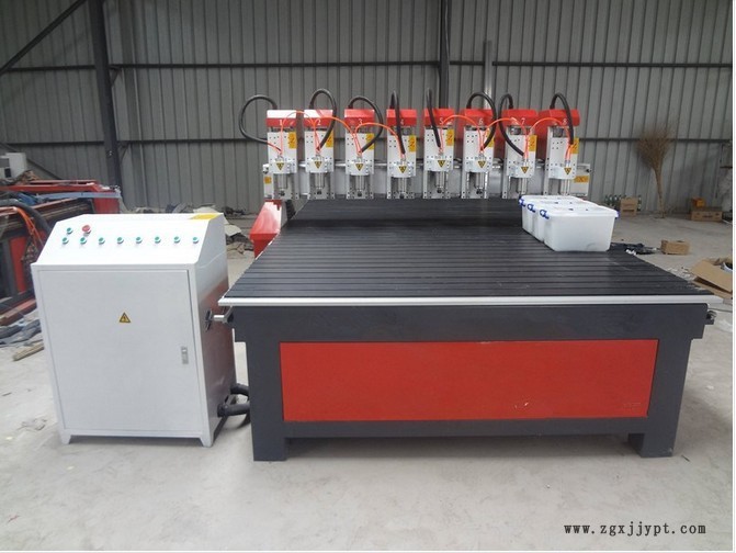 多頭木工雕刻機(jī)