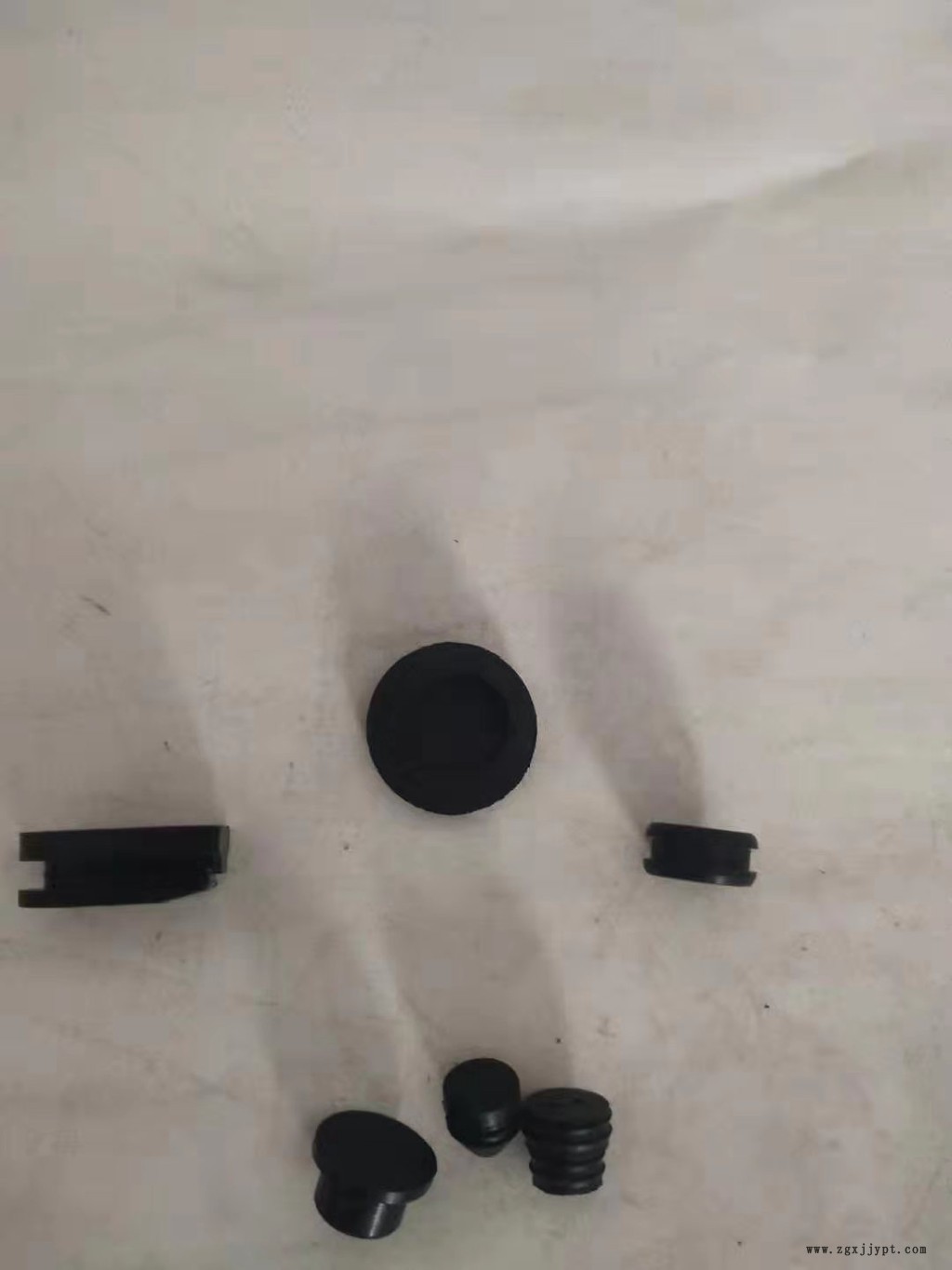 【 厚富】_不銹鋼水管套壓板_水管套壓板_傳感器配件模具定做 歡迎來(lái)電咨詢