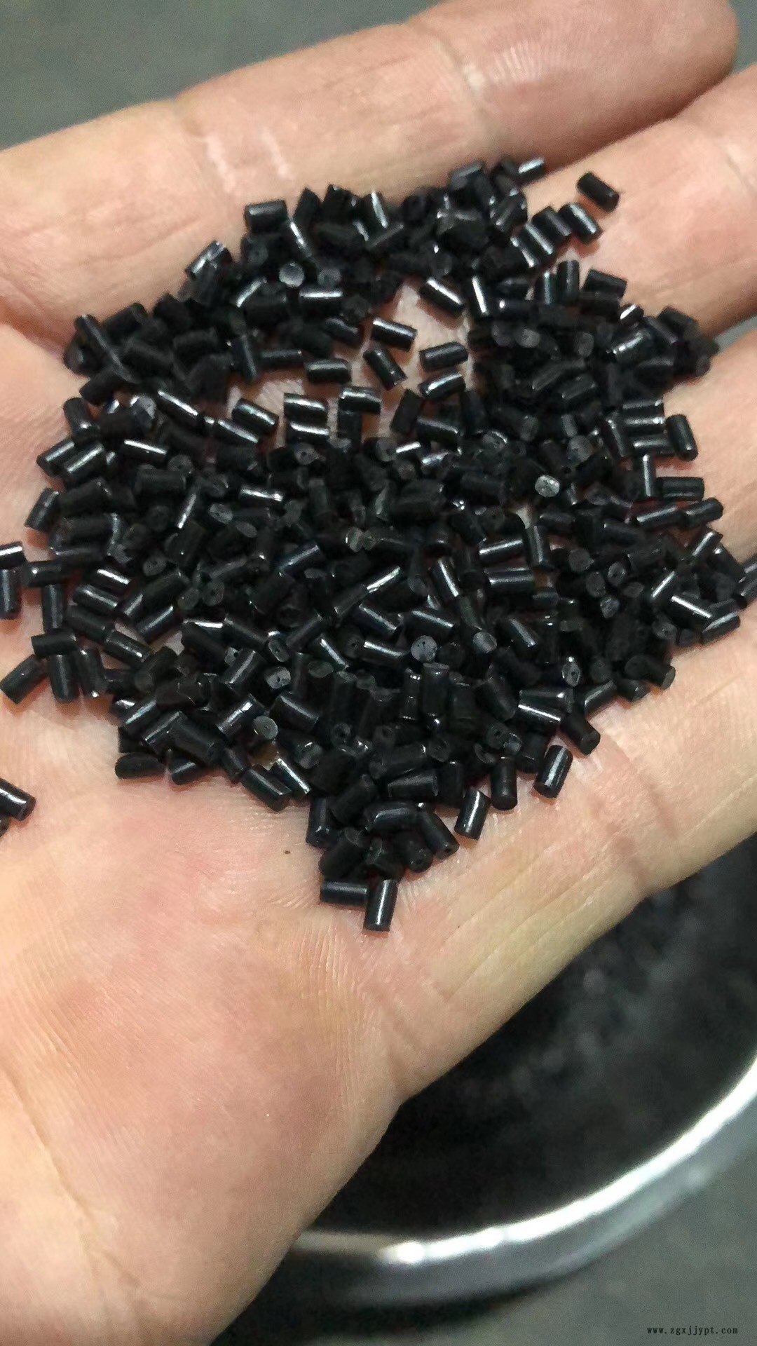 POM黑色雜色一次水口 粒子 純樹脂 無雜料  增韌級示例圖2
