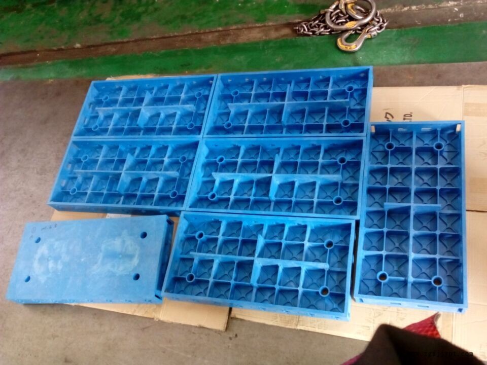 11070153.jpg PP注塑發(fā)泡2.jpg