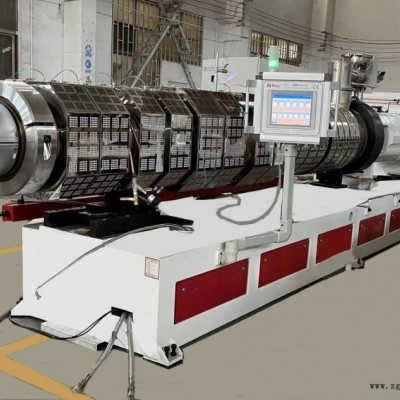 邯鄲市LVT地板生產(chǎn)線博宇地板卷材擠出設備優(yōu)惠