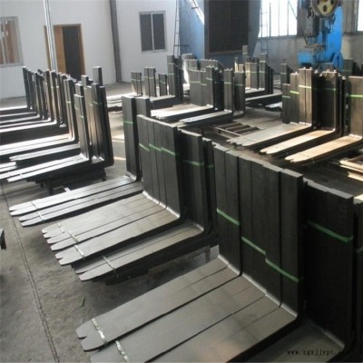 貨叉  裝在叉車上的機械手 九天礦業(yè)供應(yīng)貨叉  物料搬運工具效率高