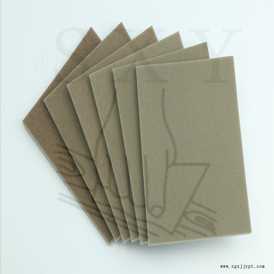 機(jī)械手海綿砂紙打磨PC、PCGF、PCABS等材質(zhì)的手機(jī)外殼塑膠五金家具汽車玻璃