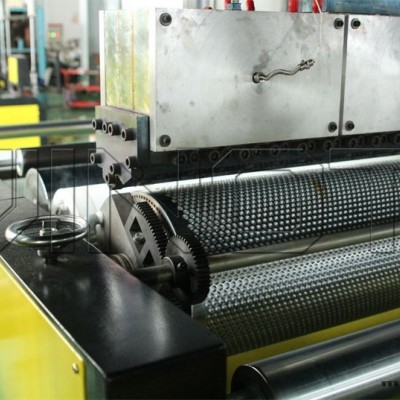 環(huán)保新型1600mm復(fù)合氣泡膜機(jī) 氣泡膜機(jī)設(shè)備 廠家直銷