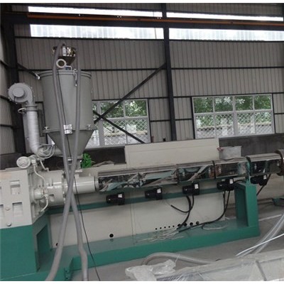 pe供水管設(shè)備價(jià)格-科豐源塑機(jī)-香港pe供水管設(shè)備