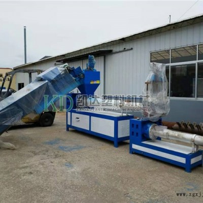 山西地膜造粒機(jī)-萊州凱達(dá)塑機(jī)滾刀機(jī)-農(nóng)地膜造粒機(jī)一臺(tái)多少錢