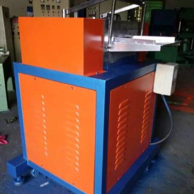 橡膠切粒機(jī)多少錢-橡膠切粒機(jī)-達(dá)剛機(jī)械廠操作簡單(查看)