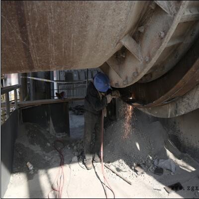 水泥回轉(zhuǎn)窯密封塊-回轉(zhuǎn)窯密封-封達(dá)改造方案(查看)