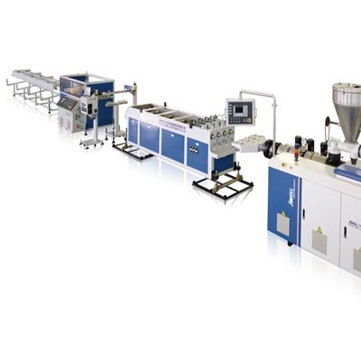 菏澤PE海洋踏板擠出生產線-金緯機械常州有限公司