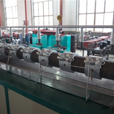 果蔬運輸發(fā)泡網擠出機廠家-龍口塑機(推薦商家)