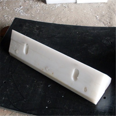 東營(yíng)煤場(chǎng)尼龍襯板-煤場(chǎng)尼龍襯板加工-景縣龍瑞(推薦商家)