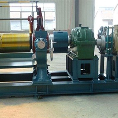 橡膠煉膠機(jī)、軸承開(kāi)放式煉膠機(jī)