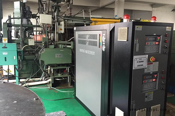 34029858.jpg 壓鑄模溫機(jī)1.jpg
