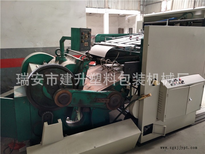 啤機(jī) 燙金模切續(xù)紙機(jī)(機(jī)械手)示例圖4