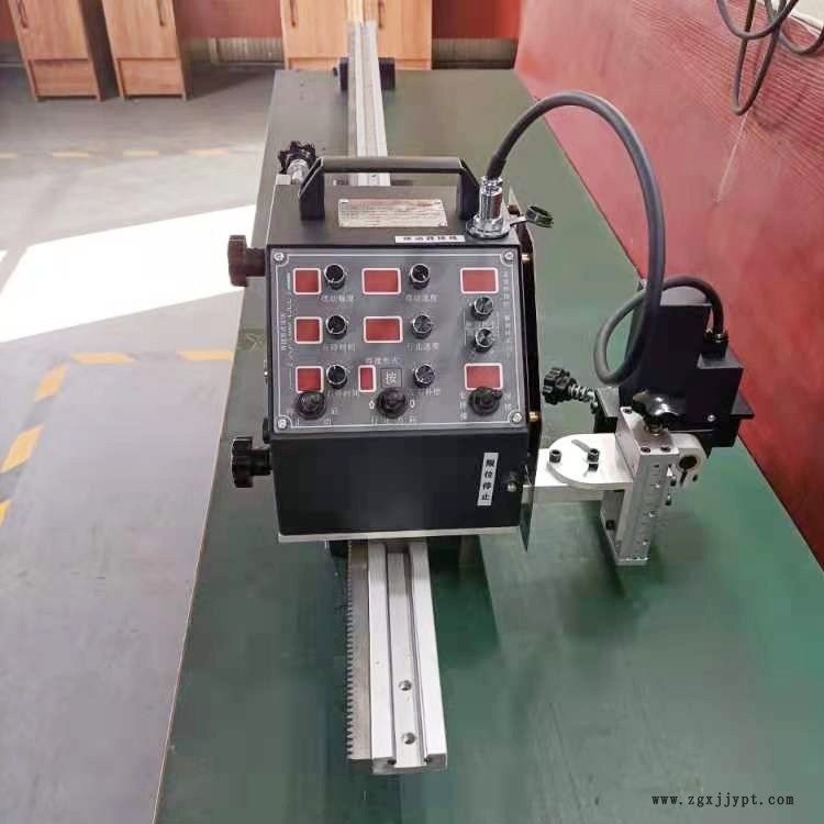 焊鐳 機械手焊接應(yīng)用 氣保焊自動小跑車 自動行走